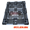 PALLET NHỰA 1300X1100X150 MÀU ĐEN CŨ - CHÂN GIẰNG